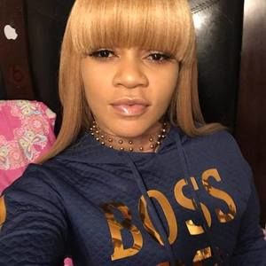 Meet your Posher, Sandy